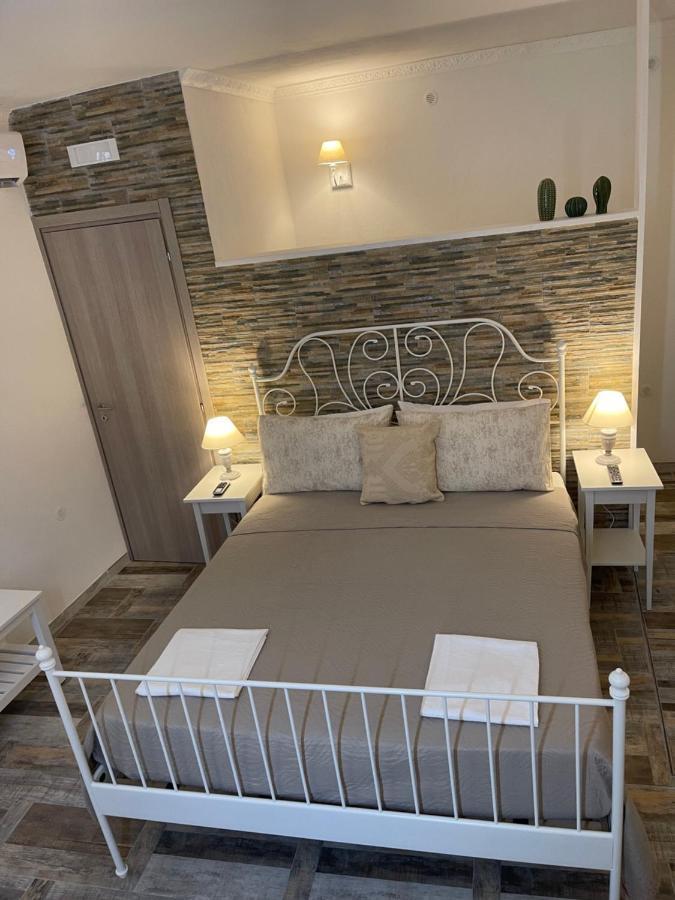 Relais Medea Acomodação com café da manhã San Giorgio Ionico Exterior foto